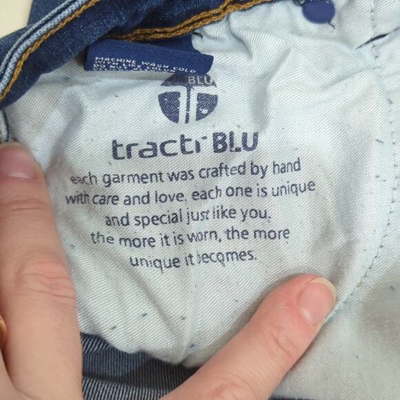 Tractr Blu Distressed Skinny Jeans Women's 26x28 Dark Wash Stretch Rew Edge Hem - Picture 7 of 8